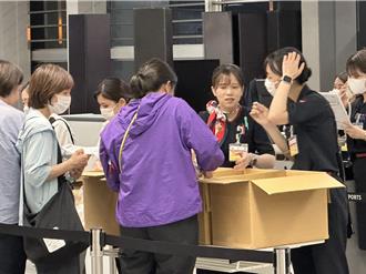 獨家》苦等7小時飛不了 華航旅客滯留大阪無處睡