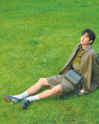 宋威龍、文淇唯美浪漫遊