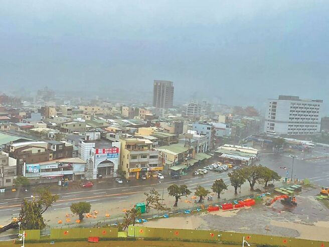 未来于高风险淹水区域的营运据点、投资性不动产可能受损，但整体影响有限。图／本报资料照片