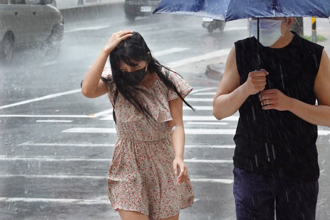 天氣》準颱風影響曝光！大台北飆36度 1地午後大雷雨狂炸