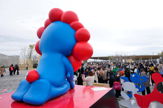 影》大阪地鐵癱瘓3萬人困世博！「躺地過夜」畫面曝 36人送醫