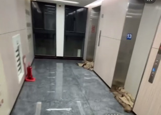 高雄凱旋青樹社宅「大漏水」 市府致歉：水管鬆脫已搶修