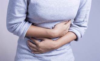 反覆腹脹竟是13公分胃基質瘤作怪 香港婦跨海求醫獲新生