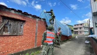 第四作戰區動員官兵機具投入風災復原 清淤消毒保障家園