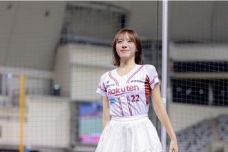 河智媛台湾首跳〈疾风街道〉大巨蛋涌现「手机人海」画面超震撼