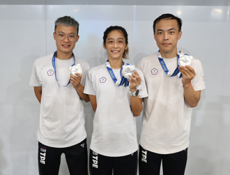 成都世運會》滑輪運動競速溜冰單日3銀 女將劉懿萱初次參賽就奪牌