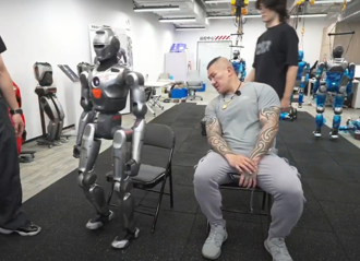 叶家兴专栏》网红的认知升级