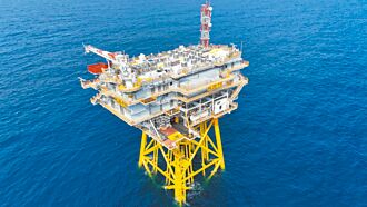 代墊台電200億 森崴H1大虧