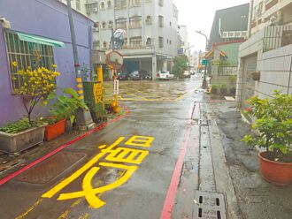 路面自繪慢字標線 已觸法可罰