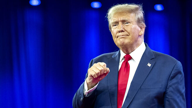 锁定川普2.0政策红利的能源、国防主题ETF，中长期投资绩效有望大啖政策利多领跑。图／美联社