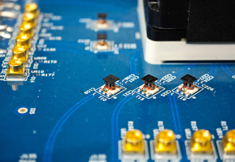 輝達晶片售陸川普要抽15％   港媒斷言北京不買帳：形同上貢美國