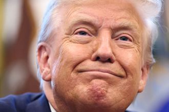 不服歐巴馬！川普卯足全力要獲遲來的兩大獎