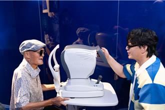 蕭煌奇揪量視力　李炳輝自虧：中風跑不快