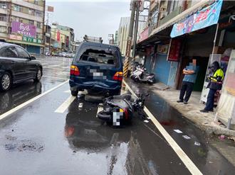 屏東機車追撞等紅燈小貨車！24歲女騎士不治　酒測值0.08