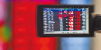 匯損好傷…上市櫃Q2獲利「不夠兆」