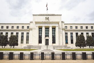 Fed鷹鴿僵持 9月降息添變數