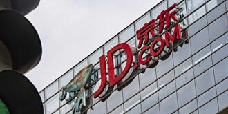 外賣大戰拖累 京東Q2獲利腰斬