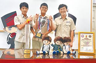 勇奪冠 建中樂旗聯隊甘苦談