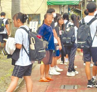 豐原 公車癡漢性騷女學生 送辦