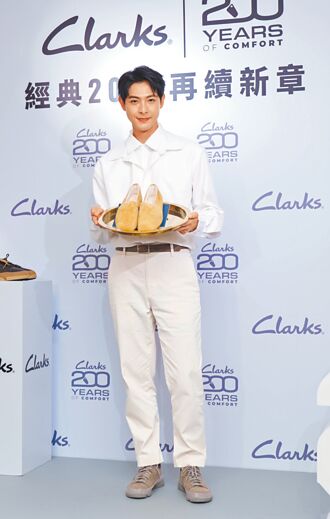 連晨翔為孕妻選鞋 注重「穩」