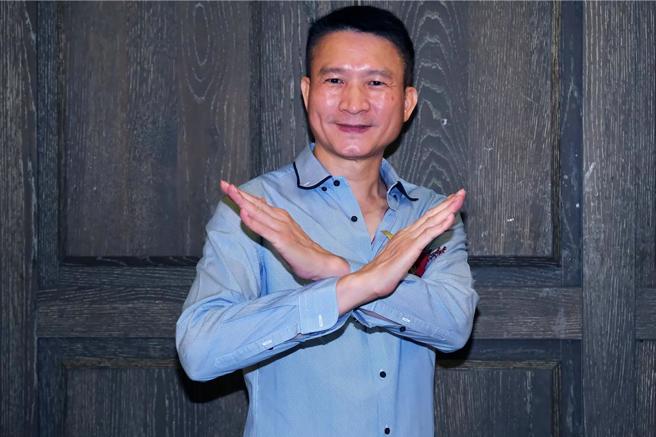 秦杨右眼突失明，被诊断出「视网膜神经血管严重堵塞」。（图／中时资料照）