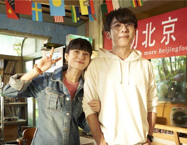 《零日攻擊》高橋一生（右）與連俞涵學生時期是戀人。（牽猴子提供）