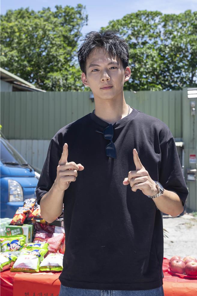 吳念軒在《夜半11點學校見》中的角色貫穿全劇。（三匠影視提供）