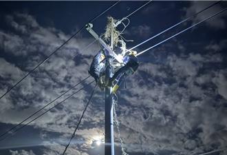 楊柳颱風重創台東！台電搶修不停歇 民生用電全數恢復