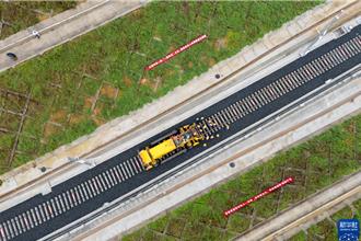 1至7月陸鐵路完成固定資產投資1.81兆元   同比增長5.6％