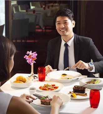 男友救星！高空饗宴、住房送SPA、炭烤海鮮盤  飯店推專案迎七夕