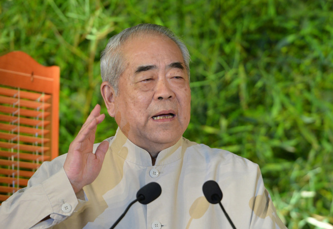 大陸書畫大師范曾。（圖／中新社）