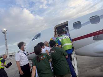 遊日突腦出血 夫花255萬元救妻 網推1保險：100％理賠