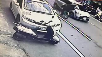 員林單車怪客疑與店家口角　竟持菜刀沿路砍車輛後照鏡