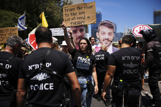  以色列民眾反对占领加萨 抗议升级罢工 要求停火释放加萨人质