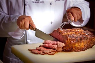 軍教雙節同慶 飯店業者推優惠致敬