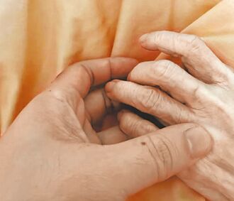 吳淑珍已能認人 扁：謝謝關心