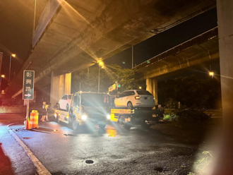 國道驚現「吃輪坑」！20車慘爆胎 苦主控高公局擺爛