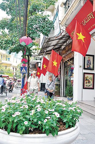 越南人民軍奠邊府迎頭痛擊法國