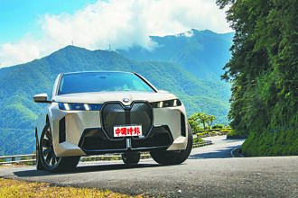 BMW iX xDrive45 M Sport 豪華與運動感兼具