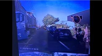 桃園大園死亡車禍！7旬嬤捲入曳引車底慘遭輾斃