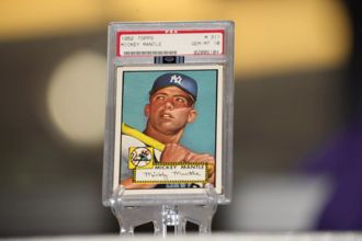 MLB》核戰避難所挖到寶！她在60年前過期食品翻出高價球員卡