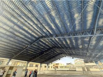 烏日市場屋頂藏危機！近40年石綿曝致癌風險 市府：最快年底汰換