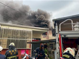 埔里民宅火警！打火英雄第一視角曝光　網驚：地獄入口