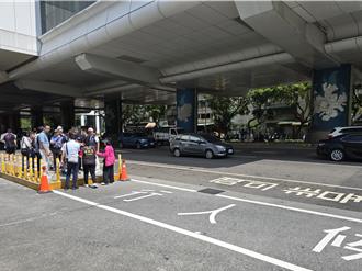 北捷劍南路站2工程同步施工 通勤族陷塞車地獄