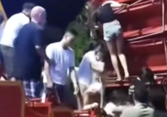 海盜船「晃到攔腰折斷」！長腿妹掛船上 尖叫悲鳴聲連連