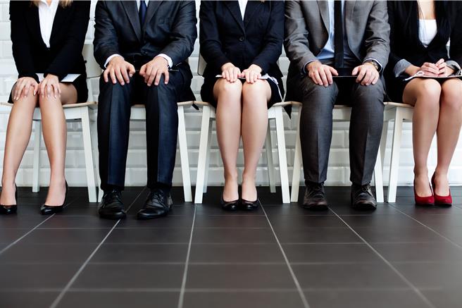 珠寶品牌潘朵拉日前在大陸市場傳出規劃大規模裁員，且預計將關閉100家門店。（shutterstock）