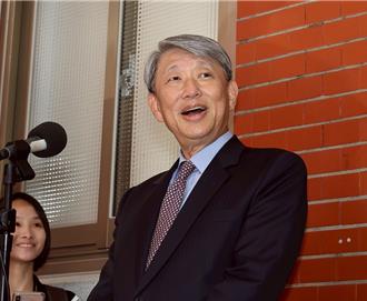 郭智輝關稅日出席「快樂宴」 北榮院長還原現場：郭只待了半小時