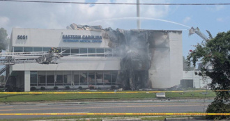 嗑药失控撞进兽医中心　引爆瓦斯管线！害多名消防员受伤