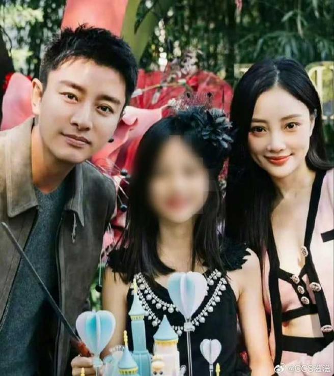 賈乃亮和李小璐前年還曾一同為女兒慶生。（圖／翻攝自賈乃亮微博）
