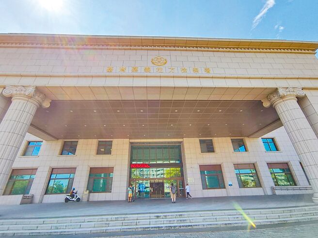 嘉义地检署已驳回前嘉市议员戴寧因迁户籍声请到台中地检署执行，19日戴寧未现身。（廖素慧摄）